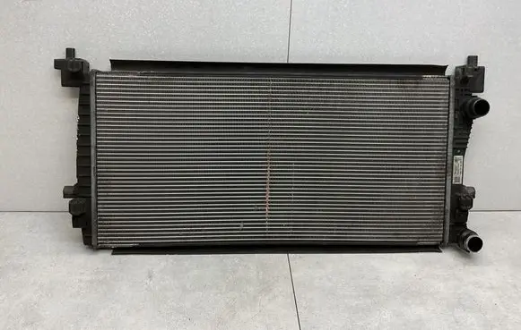 Coolant radiator