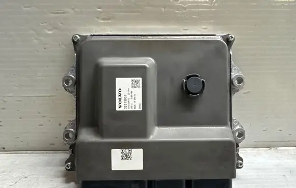Volvo V60 Engine control unit/module ECU 32313937