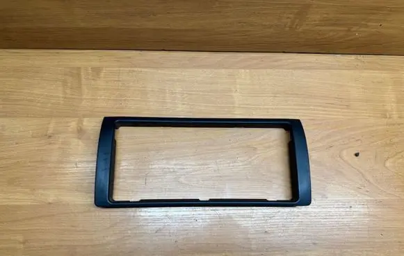 BMW X5 E53 Radio/GPS head unit trim 