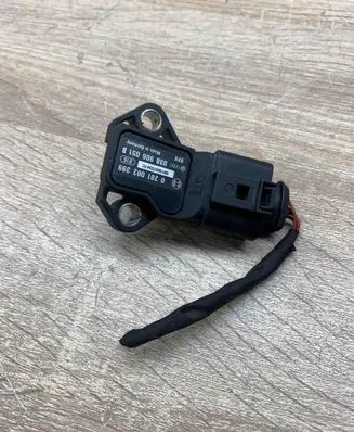 Volkswagen Caddy Air pressure sensor 0281002399 038906051B