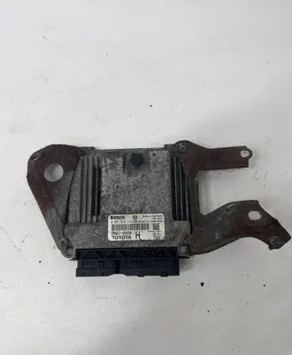 Toyota Yaris Engine control unit/module 0281012322 896610D450 1039S15560