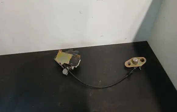Volvo S60 Tailgate/trunk/boot lock/catch/latch 8652398 70902