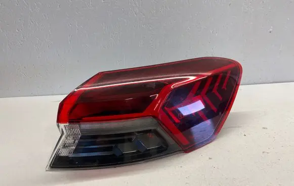Audi Q4 e-tron Rear/tail lights 89A945070 L320690