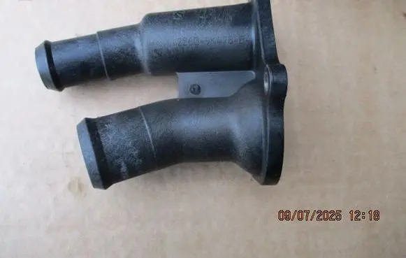 Ford Focus Thermostat/thermostat housing FT00649