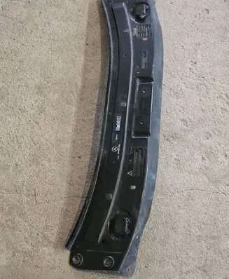 Mercedes-Benz GL X164 Top upper radiator support slam panel A1646200486 1646200486