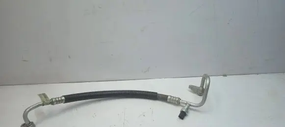 Jeep Grand Cherokee Air conditioning (A/C) pipe/hose 68161179AA