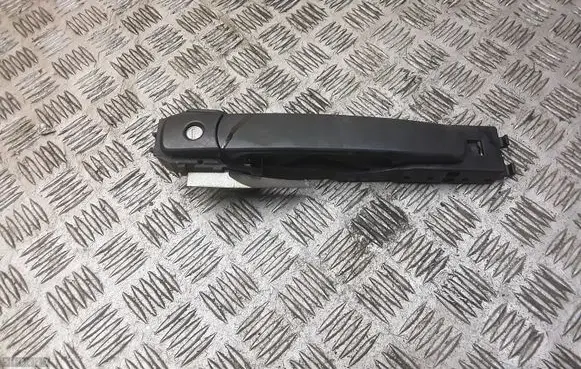 Nissan X-Trail T31 Front door exterior handle 