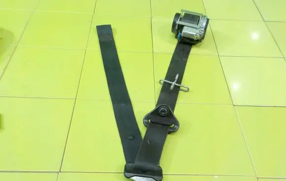 Renault Megane III Front seatbelt PRZOD BEZPIECZENSTWA
