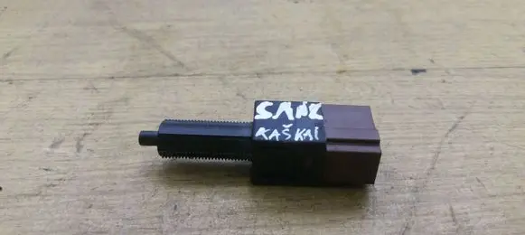 Clutch pedal sensor