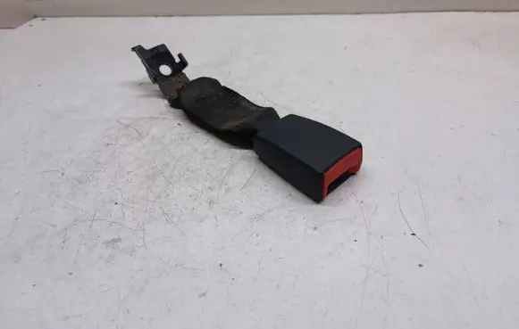 BMW X5 E70 Rear seatbelt buckle 4185747