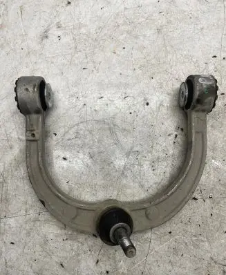 Mercedes-Benz ML W164 Front upper control arm/wishbone 