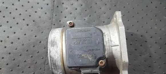 Audi A6 S6 C4 4A Mass air flow meter 078133471a afh70-08b