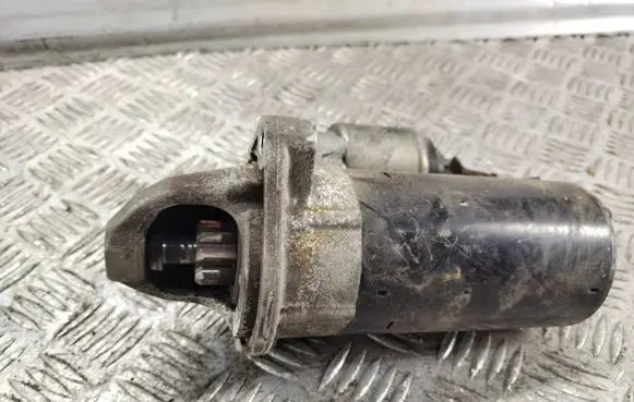 BMW 1 E81 E87 Starter motor