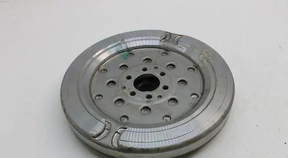 Audi Q3 F3 Dual mass flywheel 04E105266AD