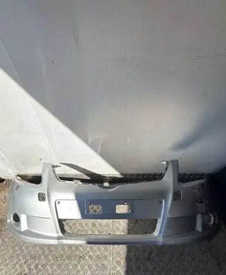 Toyota Avensis T270 Front bumper 5211905190