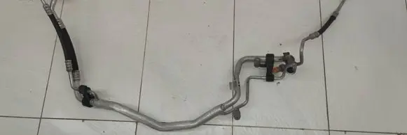 Peugeot 308 Air conditioning (A/C) pipe/hose 9678270580