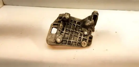 Generator/alternator bracket