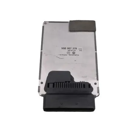 Volkswagen PASSAT B8 Engine control unit/module 5Q0907376
