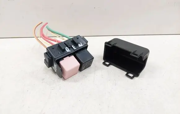 Renault Scenic II - Grand scenic II Other relay 8200222933B 030200110