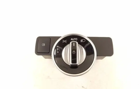 Mercedes-Benz E W212 Light switch 2129050551 A2129050551