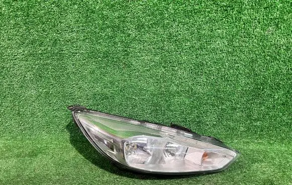 Ford Focus Headlight/headlamp F1EB13W029AFB10