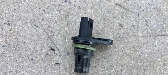 BMW M5 Camshaft position sensor 7525014 13627525014