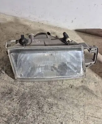 Fiat Tempra Headlight/headlamp 16053