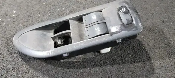 Renault Laguna II Electric window control switch