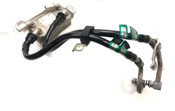 Maserati Quattroporte Engine oil radiator 670002934