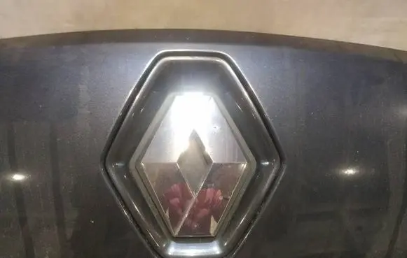 Renault Laguna III Manufacturer badge logo/emblem 