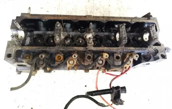 Ford Focus Engine head 1s4q6090ab