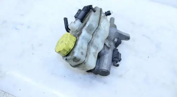 Volkswagen Polo V 6R Master brake cylinder 6R0611301A