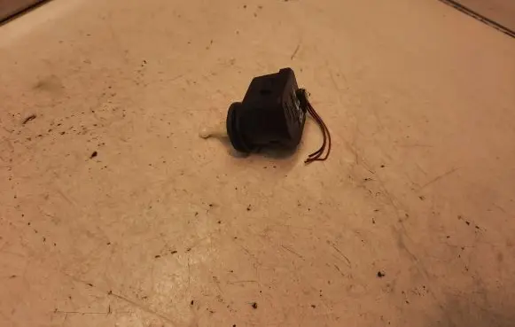 Headlight level adjustment motor