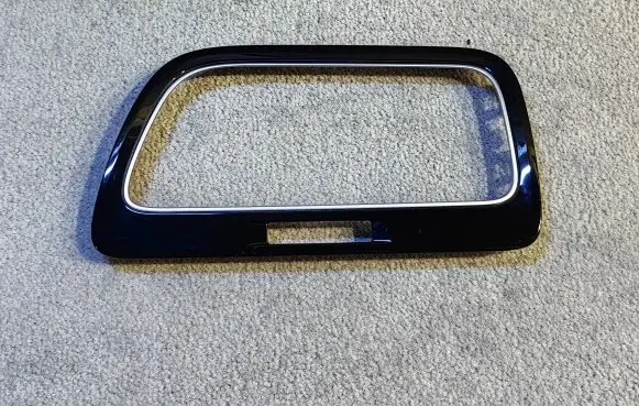 Volkswagen Golf Cross Dashboard side air vent grill/cover trim 5G1819742