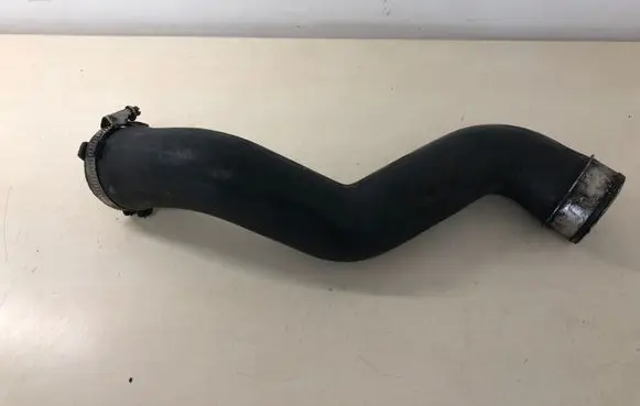Audi A4 S4 B6 8E 8H Intercooler hose/pipe