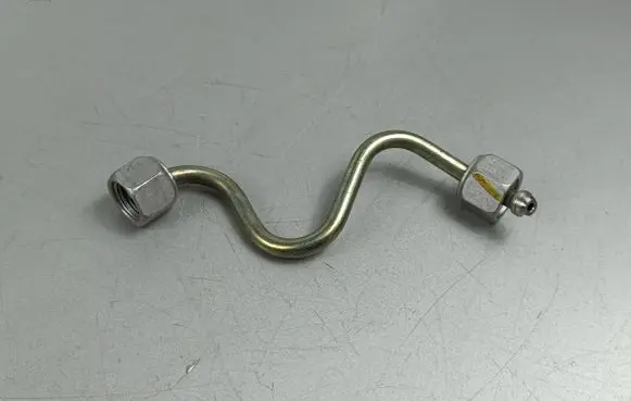 Jeep Cherokee Fuel injector supply line/pipe 
