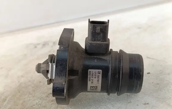 Thermostat/thermostat housing