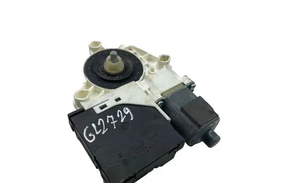 Audi A3 S3 8P Front door window regulator motor 8P0959801Q