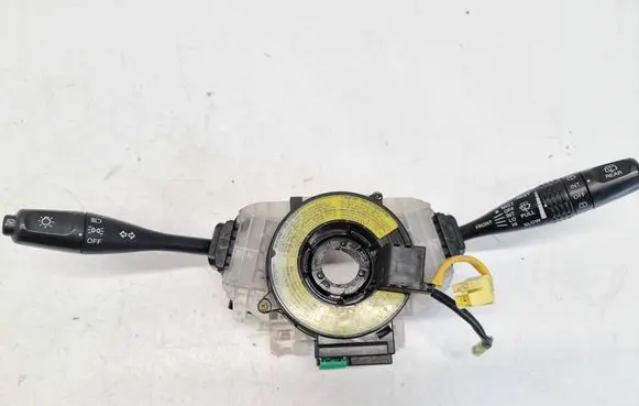 Mitsubishi Lancer Wiper turn signal indicator stalk/switch 8600A051 17F424