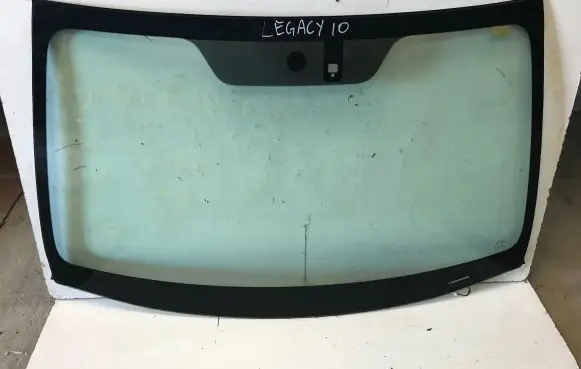 Subaru Legacy Front windscreen/windshield window 