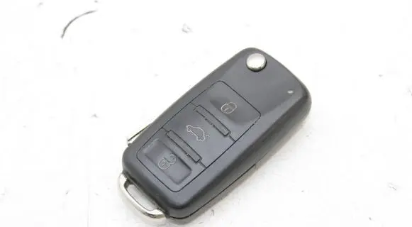 Audi A8 S8 D3 4E Ignition key/card 4E0837220M