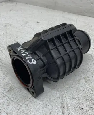 Peugeot 208 Vacuum line/pipe/hose 9826365880