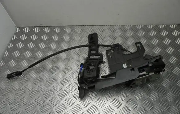 Ford Fiesta Loading door lock 8A61B21978BE T5383