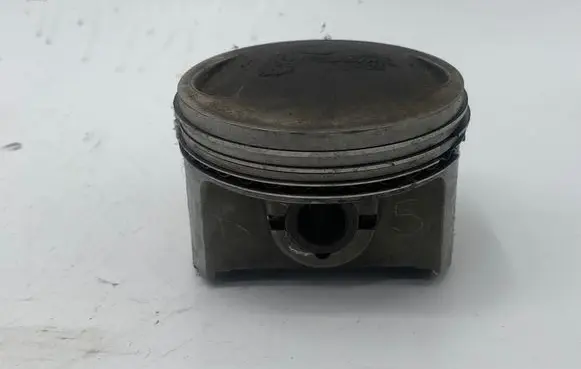 Porsche 911 Piston 91110394901
