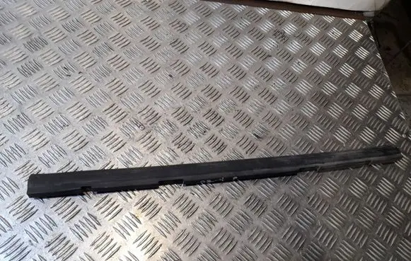 Audi Q7 4L Engine compartment rubber 7L0121345