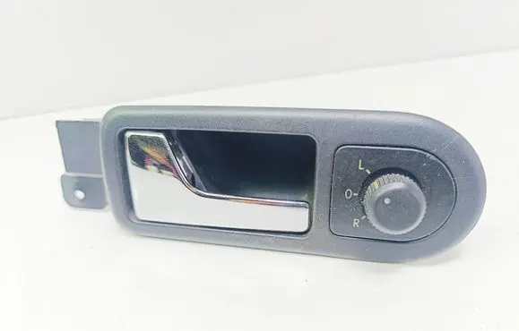 Volkswagen Golf IV Front door interior handle 3B1837113