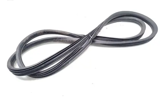Opel Combo E Front door rubber seal 