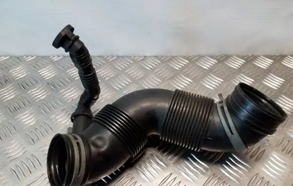 Volkswagen Touran I Air intake hose/pipe 3C0129654M