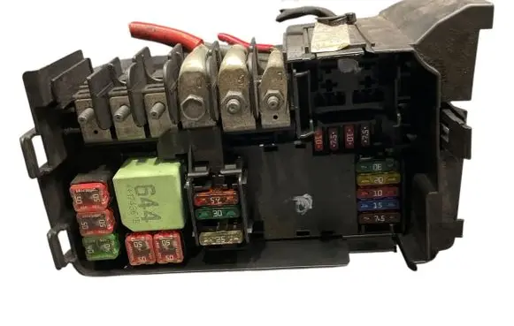 Skoda Rapid (NH) Fuse box set 6C0907361E