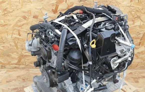 Mercedes-Benz Vito Viano W447 Engine swap 651950